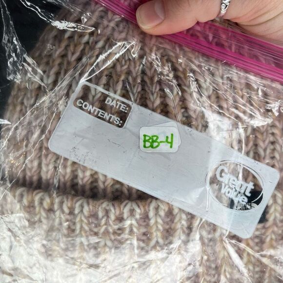 The North Face | kids nwt knitted beanie lined - Picture 3 of 6